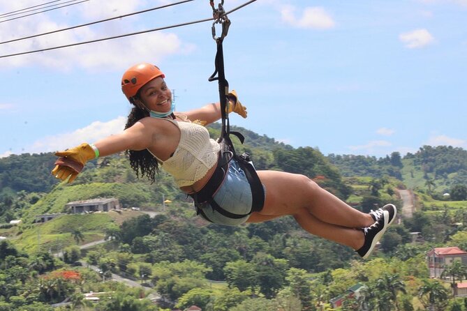 Rainforest Zipline in Foothills of the National Rainforest - What the $111.80 Price Buys You