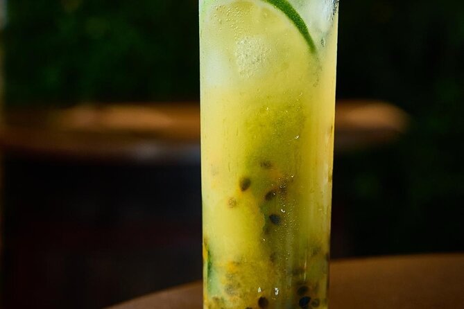 Rum Tasting: History, Tradition, Burgers and Mojitos! - The Sweet Vibes burger is more than a snack