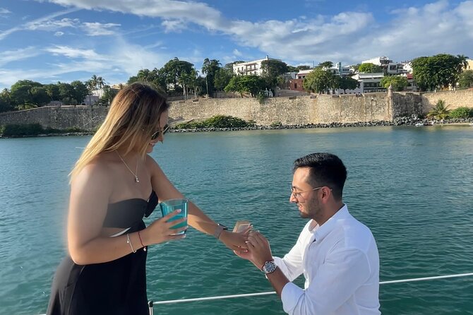 San Juan Bay Private Tour with Drinks and Tapas: 4+ people - What the Crew Adds to the Experience