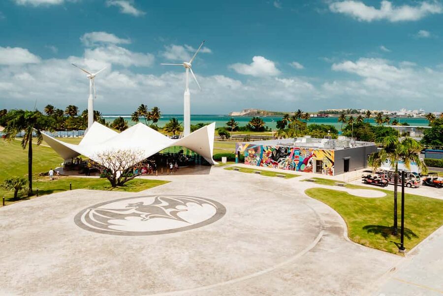 San Juan: Casa Bacardi Distillery Tour - The Gift Shop, Grounds, and Extra Spending
