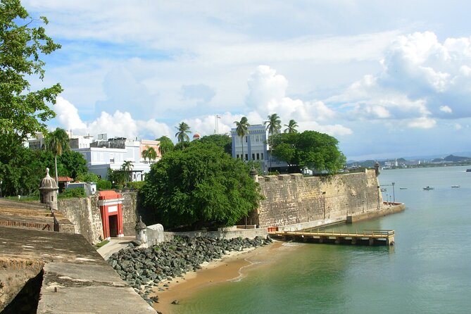 San Juan Highlights Driving Tour - Castillo San Cristóbal and the port district