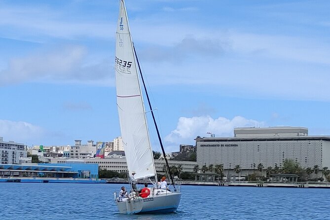 San Juan Historical Bay Daytime Sailing Tour - Drinks, conversation, and the pace of two hours