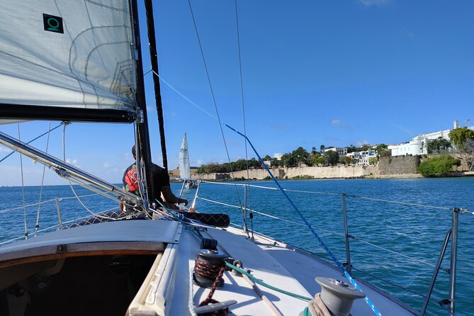 San Juan Historical Bay Daytime Sailing Tour - What the $99 price really buys you