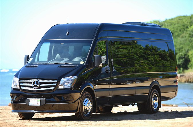 San Juan Luxury Private Round-Trip Transfer: SJU Airport - Cruise Pier - Hotel - Vehicles, luggage, and child seats