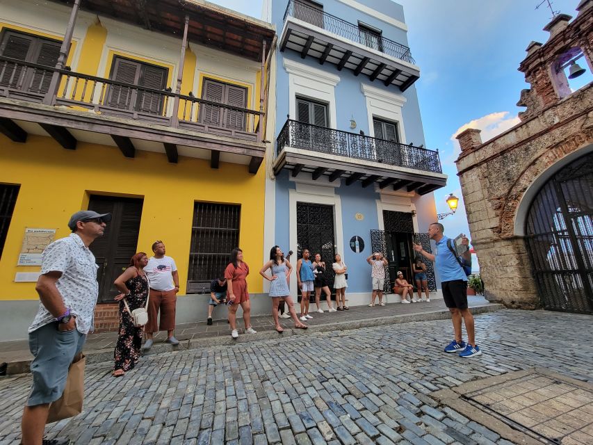 San Juan: Old Town Sunset Walking Tour - Sunset views and the finish at Plaza de San José