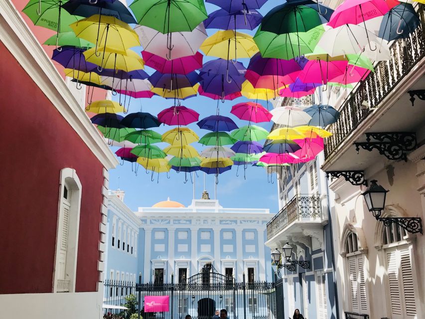 San Juan: Old Town Sunset Walking Tour - Plaza Colón and the city’s colonial story
