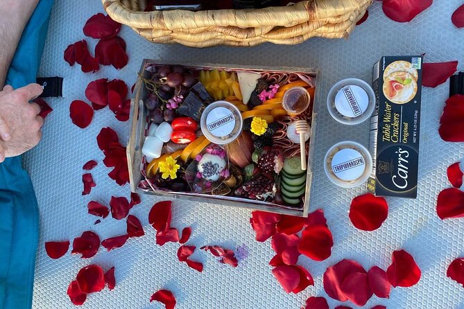 San Juan — Private Floating Picnic Experience in Condado Lagoon - Key points to know before you book