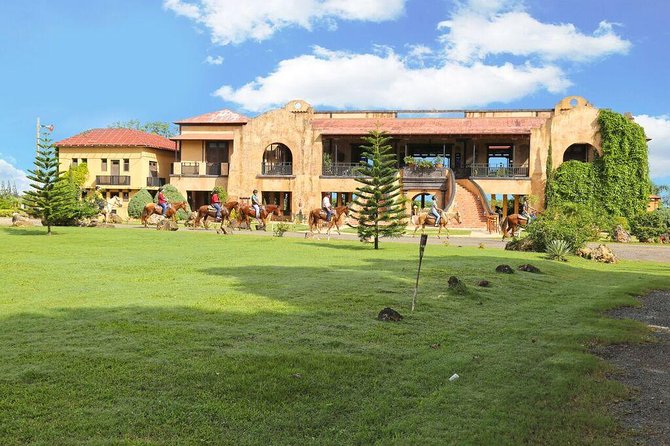 Scenic Horseback Riding Tour from San Juan - What to wear and bring