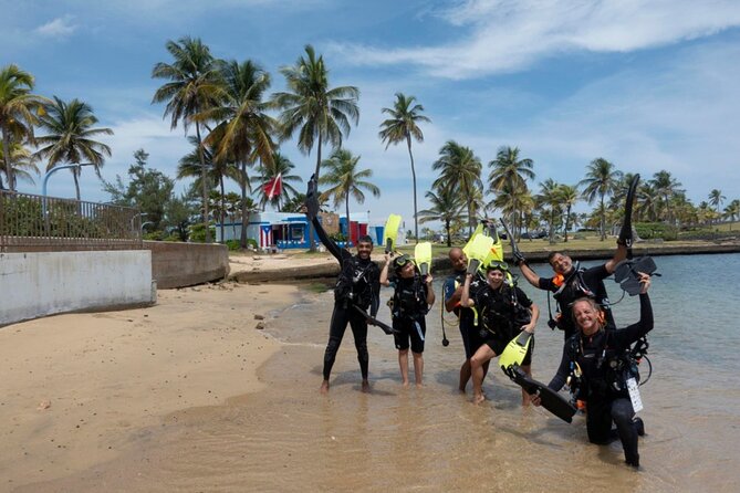Scuba Tour for Certified Divers in San Juan - Equipment, lockers, and showers add real value