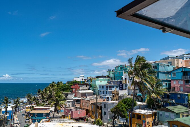 Taste Old San Juan: A Local Food & History Adventure - Finishing with a piña colada near El Morro