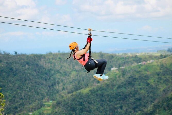 Toro Verde 7-Zipline Tour Plus the Monster with Transport - The eight-line course, speed, and mountain views