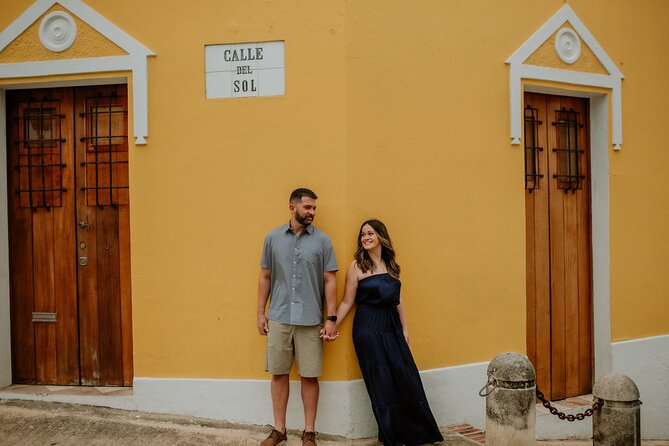Vacation Photography - Meeting at Unnamed Road in San Juan