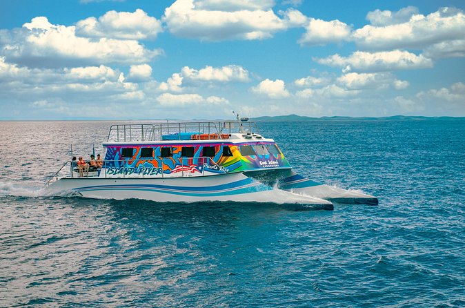 Vieques: Beach and Snorkeling Tour by Catamaran from Fajardo - A crew that keeps the day easy