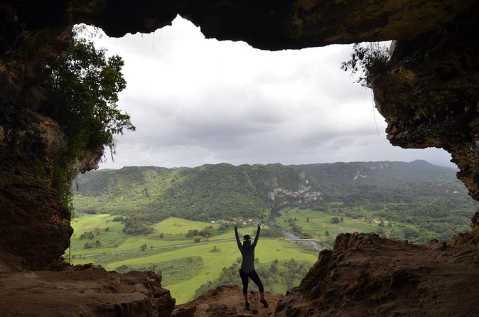 Window Cave Walking Tour from San Juan - What the guide adds to the experience